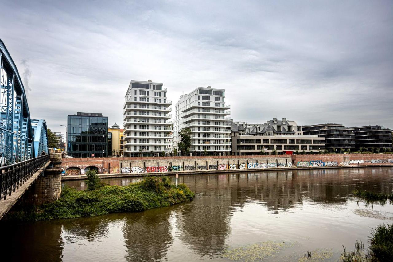 Luksus W Centrum Nad Odra Wroclaw Luaran gambar