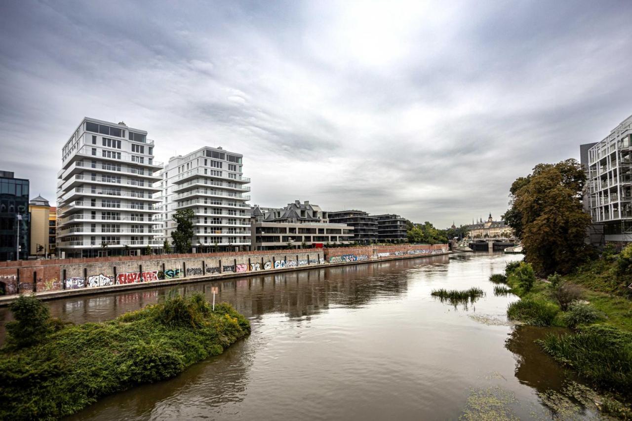 Luksus W Centrum Nad Odra Wroclaw Luaran gambar
